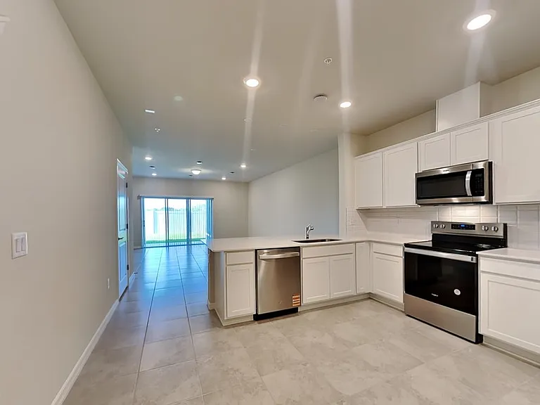 3187 Emerald Acres Ln — Photo 6