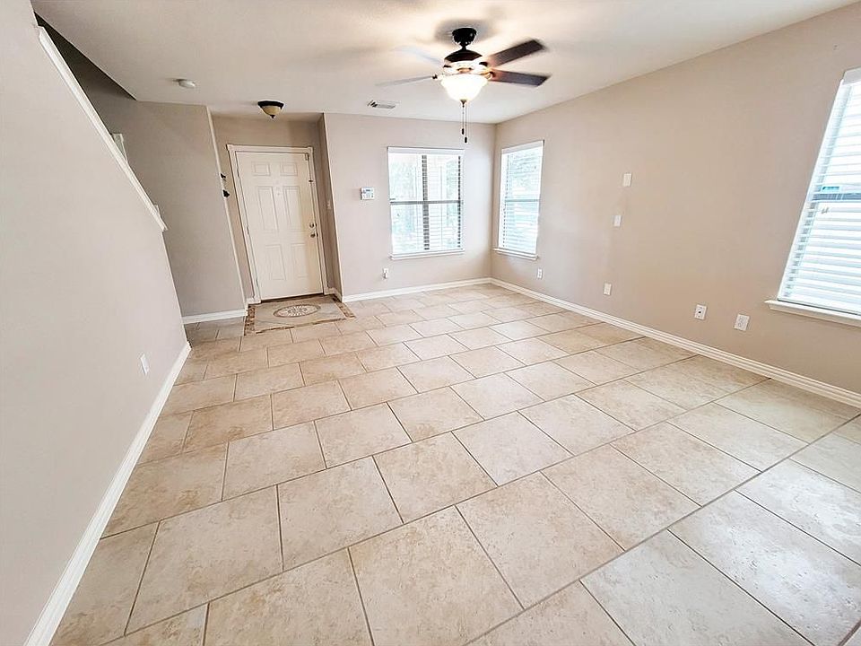 特撮 s.t station 11318 Chinaberry St, Corona, CA 92883 | Redfin