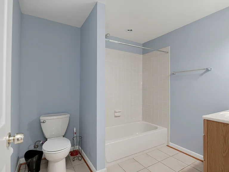 12506 Erroll Ln — Photo 13