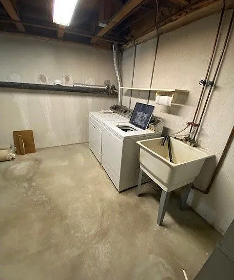 1064 Willow Grove Ct #MASTER — Photo 15