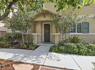 27471 Poppy Ct, Santa Clarita, CA 91350