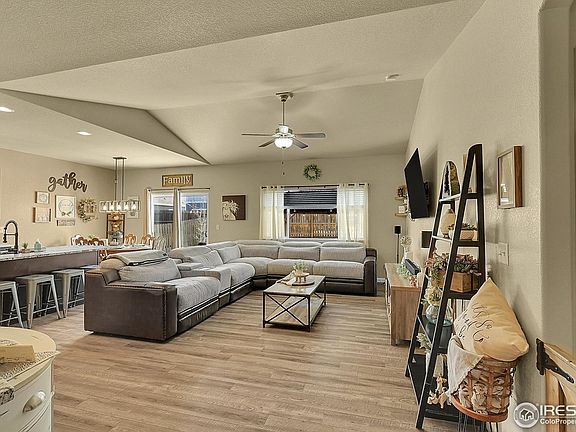 4th image of 845 Pioneer Dr