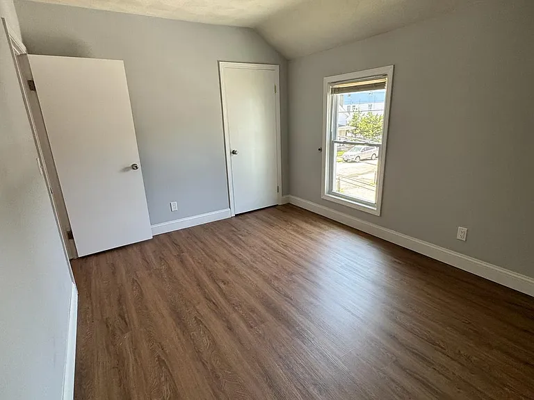 159 Harrison St #2 — Photo 8