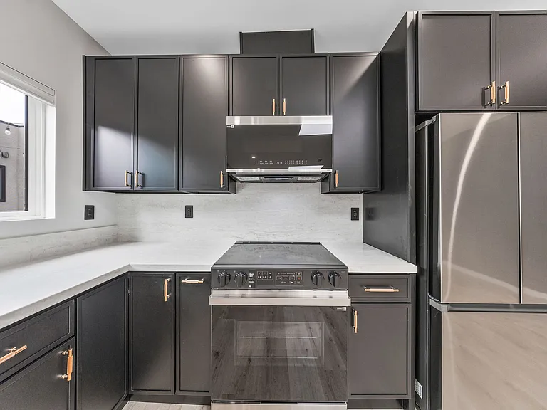 3839 Fountain Ave #1/2 — Photo 6