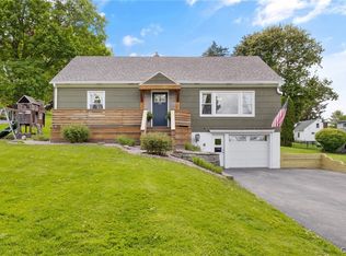 132 E Manchester Rd, Syracuse, NY 13219