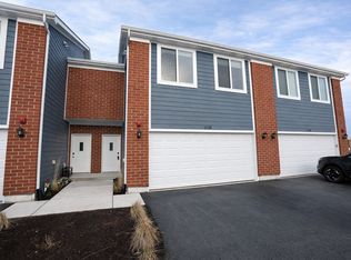 1128 Gillespie Ln #1128, Yorkville, IL 60560
