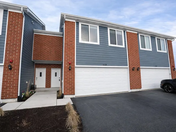 1128 Gillespie Ln #1128, Yorkville, IL 60560