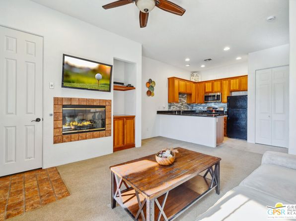 50690 Santa Rosa Plz APT 2, La Quinta, CA 92253