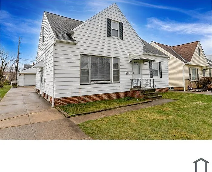 12328 Grannis Rd — Photo 2