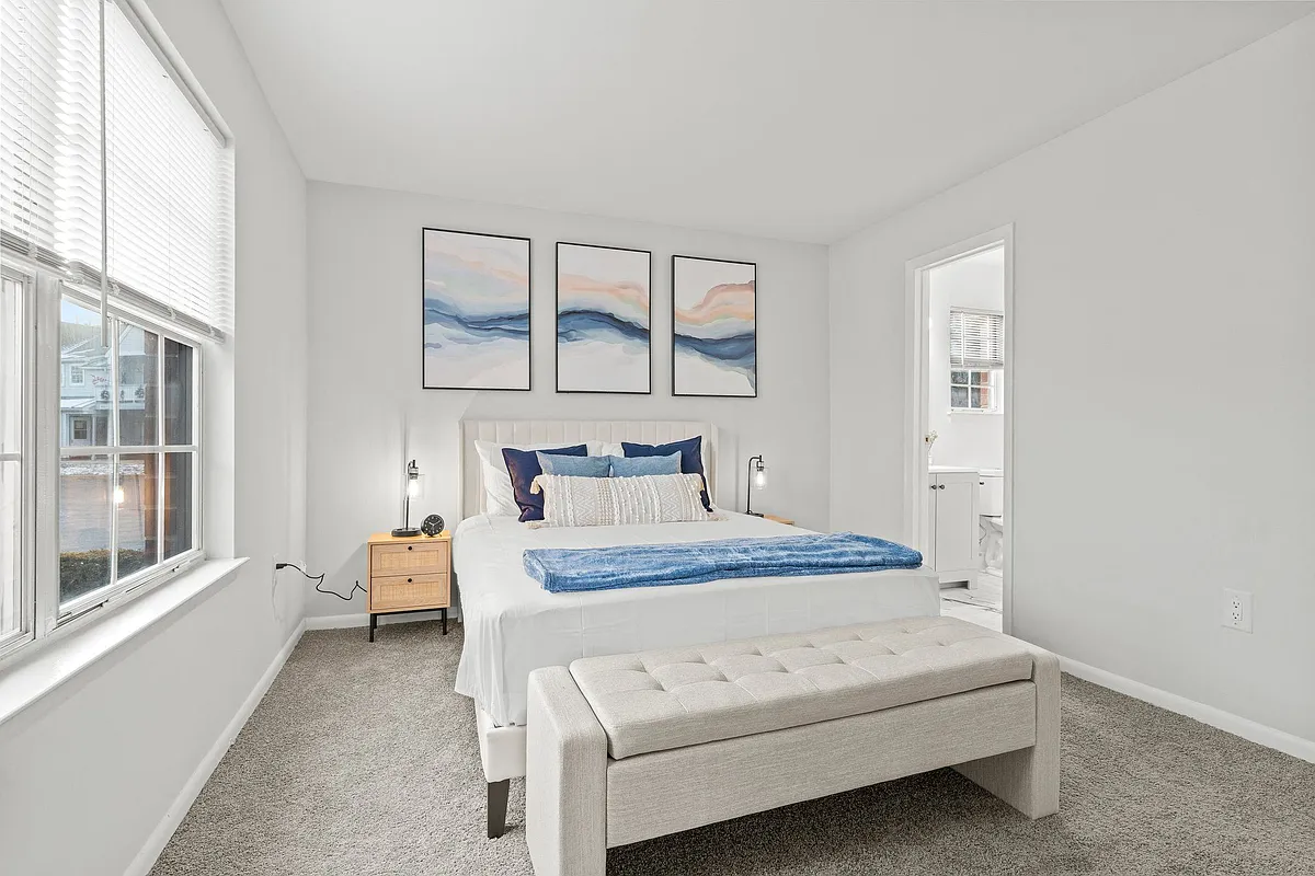 Waters Edge - Waterside Apartments
