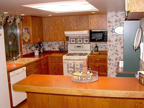 Breakfast Bar, 