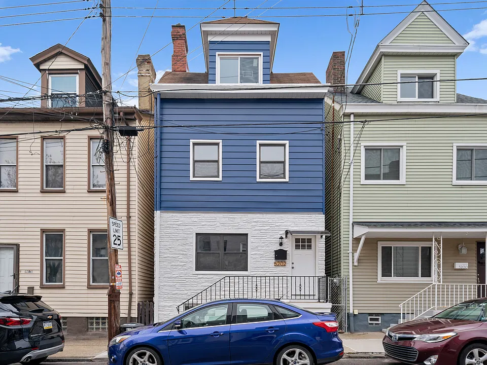 5202 Keystone St