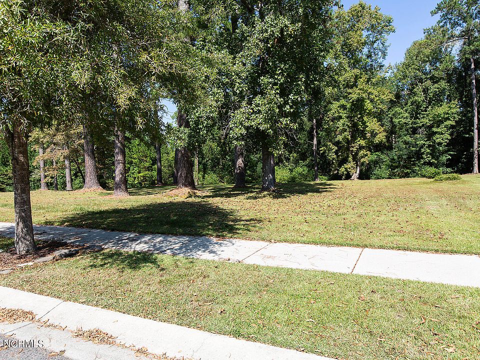 1st image of 222 Dogwood Drive