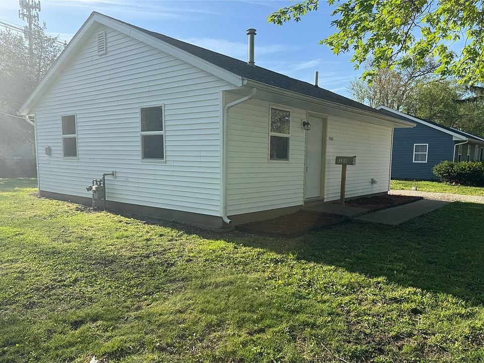1st image of 1320 Hedge Rd