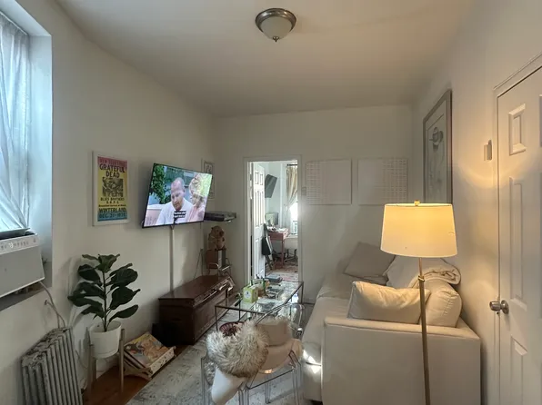 526 East 11th Street image 1 of 6