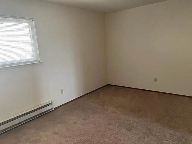 985 Sonoma Ave #A — Photo 10