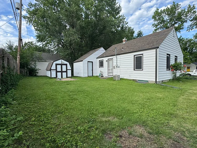934 SW Anderson Ter — Photo 26