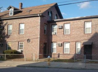 159 Pidge Ave APT 5, Pawtucket, RI 02860
