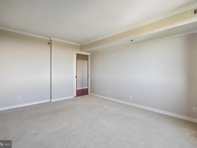 5809 Nicholson Ln #1001 — Photo 79