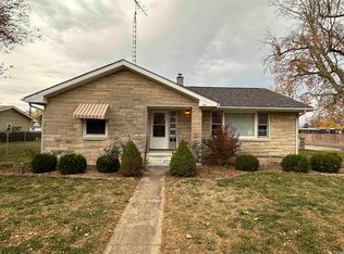 202 W Main St, Worthington, IN 47471