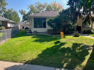 5933 Diamond Lake Ln #0, Minneapolis, MN 55419