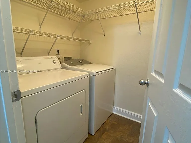 2520 Centergate Dr #303 — Photo 12