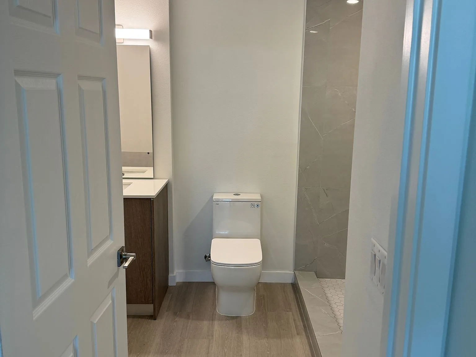 1 bed, 675 sqft, $1,750 — Photo 4