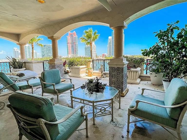 7241 Fisher Island Dr #7241 — Photo 3
