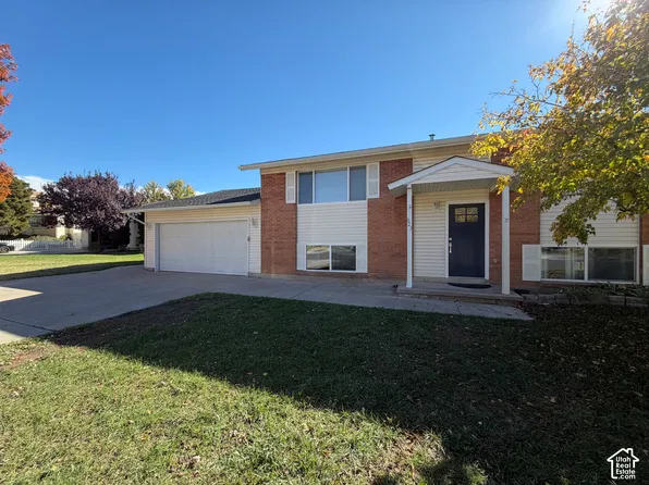 623 W 1635 N, Clinton, UT 84015