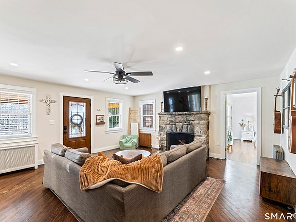 5th image of 5 Hampton Road