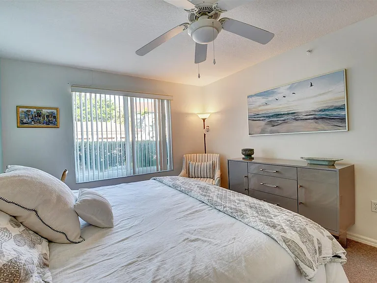 703 Villa Cir #703 — Photo 30