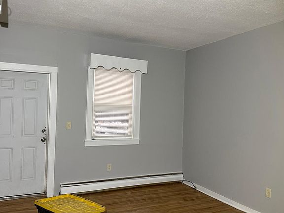 3rd image of 126 W Main St APT 6