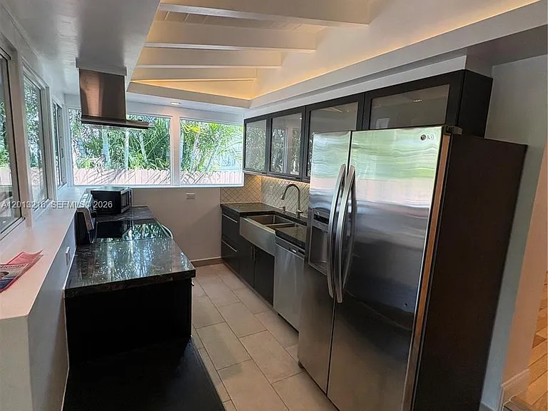 250 SW 19th Rd — Photo 13