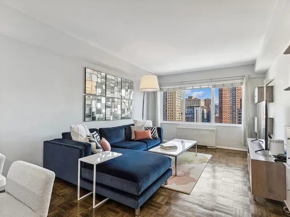 201 E 25th St APT 17G, Manhattan, NY 10010