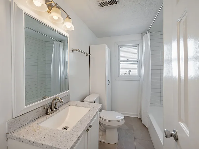 1022 Granada Ave #B — Photo 13