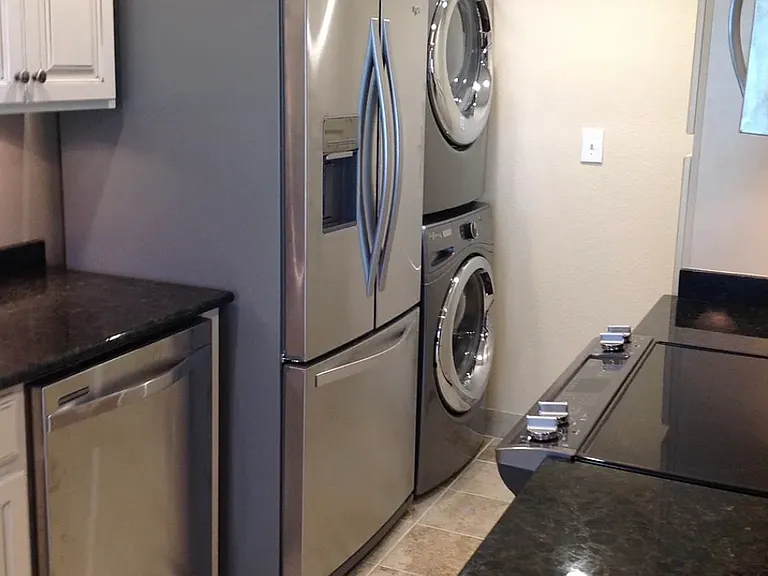 7354 S Xenia Cir #F — Photo 17