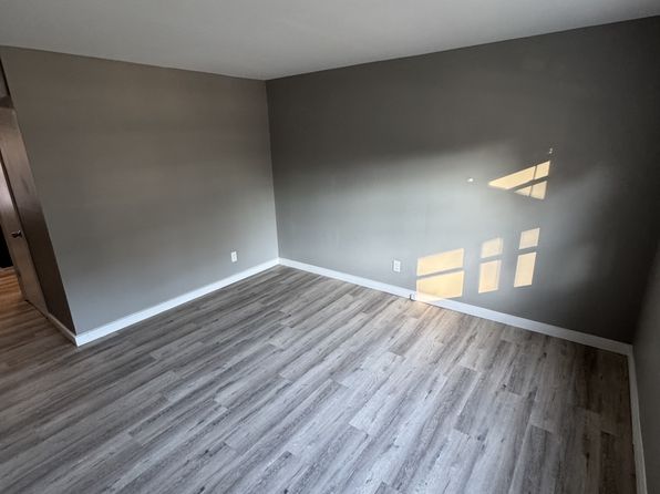 110 Aqua Ct #110