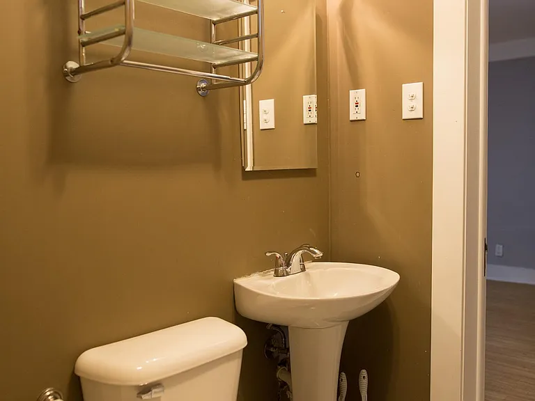 1328 Mariposa St #B — Photo 10