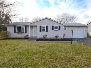 83 Selkirk Dr, Rochester, NY 14626