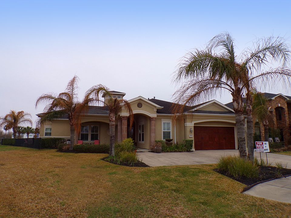 1st image of 701 Pegasus Ln