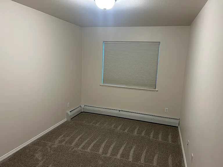 7464 Meadow St — Photo 15