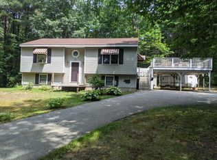 423 Mount Hope Rd, Sanford, ME 04073