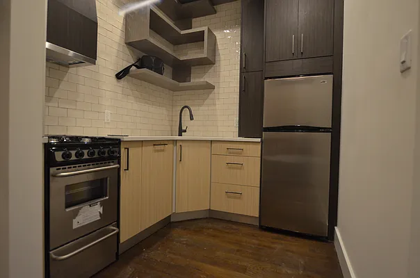 Rented by TheRealEstateCompany.com LLC | media 16