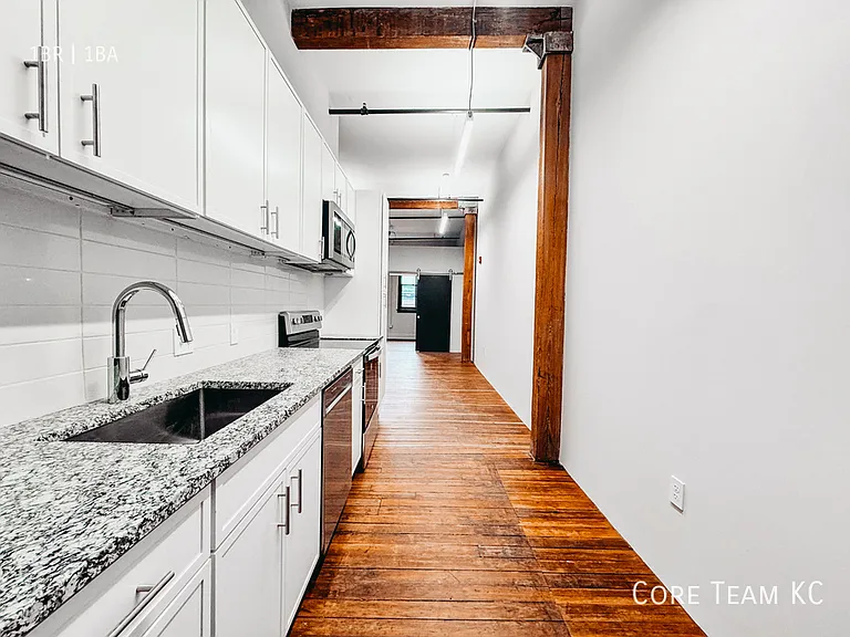 Harvey Dutton Lofts — Photo 31