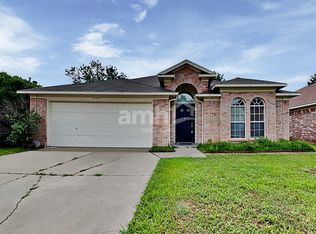 5221 Vista Verde Dr, Arlington, TX 76017
