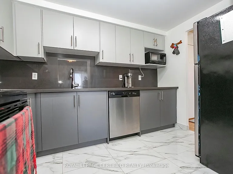135 Hillcrest Ave #1605 — Photo 29