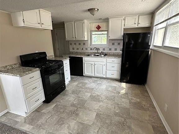 4th image of 1056 Broadmore Ln