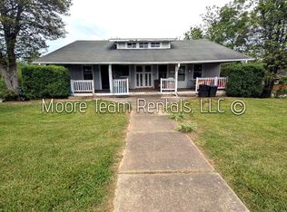 10 Tarheel Ln APT 2, Brevard, NC 28712
