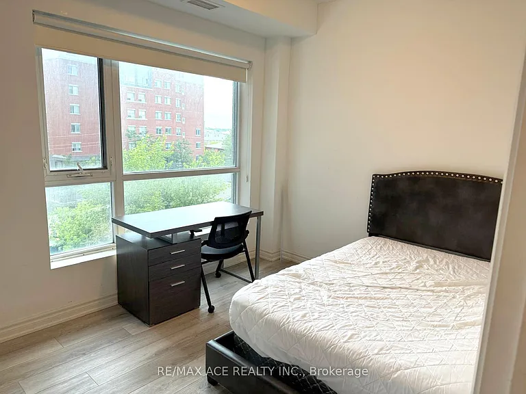 158 King St N #504 — Photo 8
