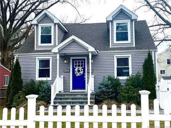 45 Crane Street, Fairfield, CT 06825